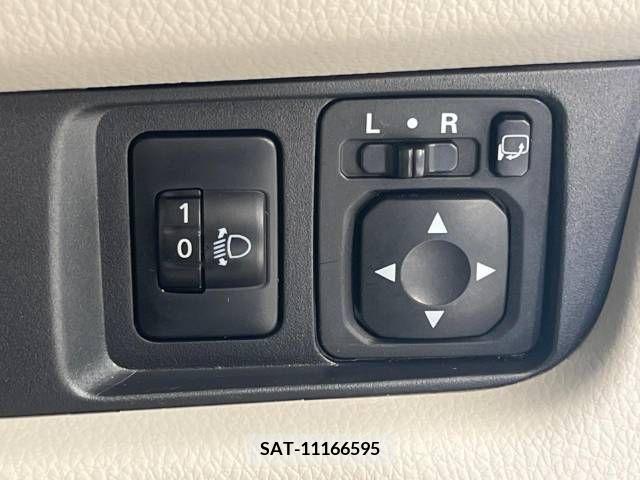 Nissan DAYZ 2017-06 353261-4