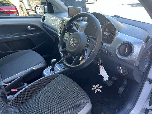 VolksWagen UP! 2015-03 7680-14