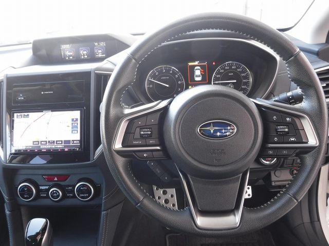 Subaru IMPREZA 2017-01 28239-1