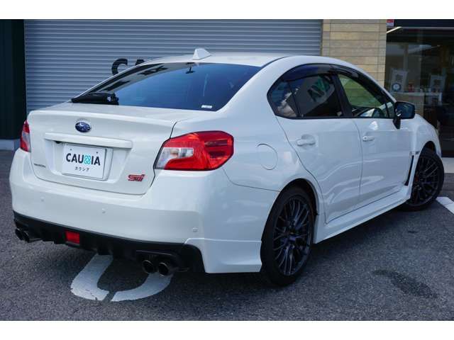 Subaru WRX STI 2016-10 13597-9