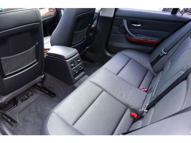 Bmw Alpina D3 2010-02 14991-12