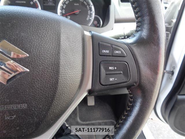 Suzuki SWIFT 2013-11 420124-28