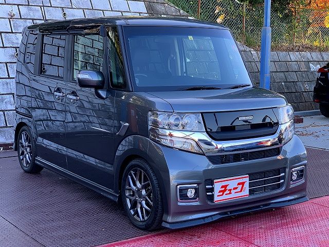 Honda N BOX CUSTOM 2016-06 187835-6