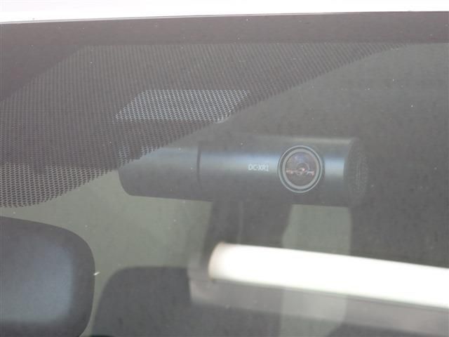 Toyota VOXY 2022-04 17504-22
