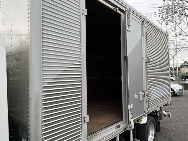 Nissan ATLAS 2010-09 188395-6