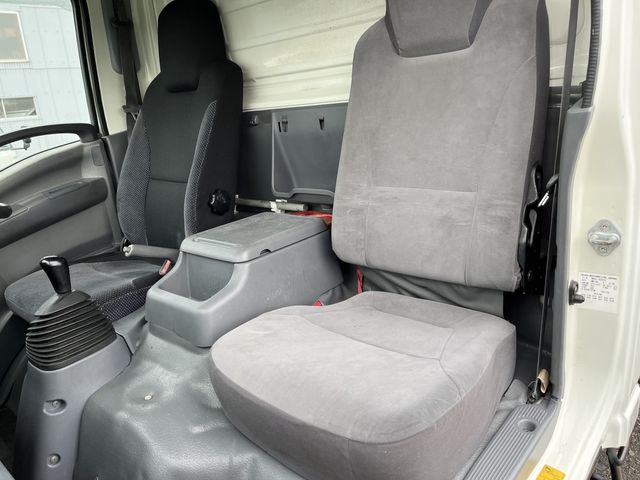 Nissan ATLAS 2010-09 188395-23
