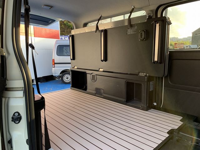 Toyota HIACE VAN 2019-07 183145-29