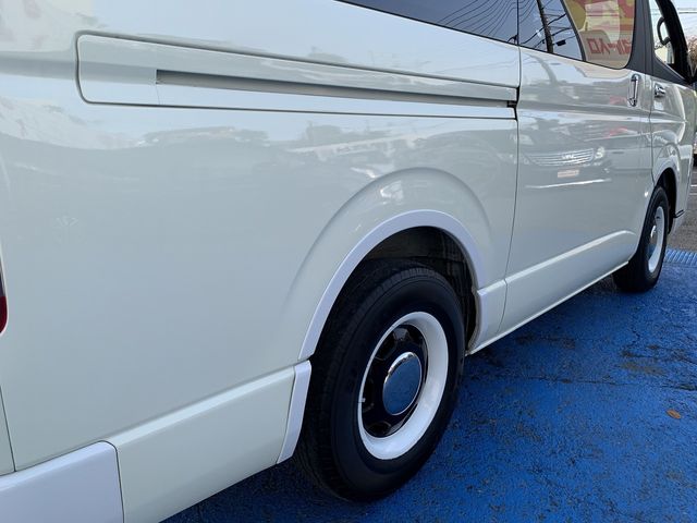 Toyota HIACE VAN 2019-07 183145-7