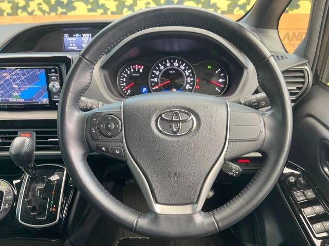 Toyota NOAH 2019-03 12280-12
