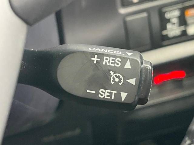 Toyota NOAH 2019-03 12280-6