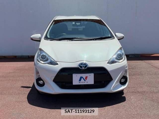 Toyota AQUA 2016-03 389339-17