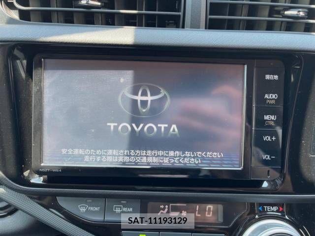 Toyota AQUA 2016-03 389339-3