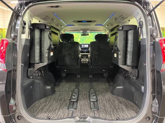 Toyota ALPHARD 2017-04 183722-8