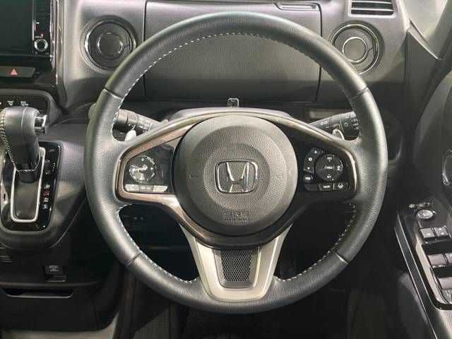 Honda N BOX CUSTOM 2020-05 196272-11
