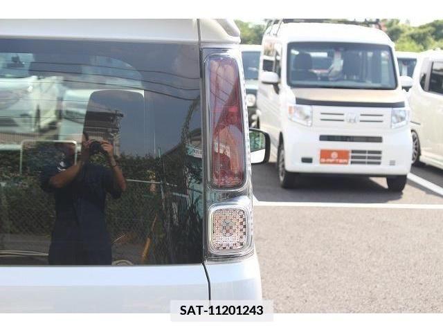 Suzuki SPACIA 2022-08 352937-12