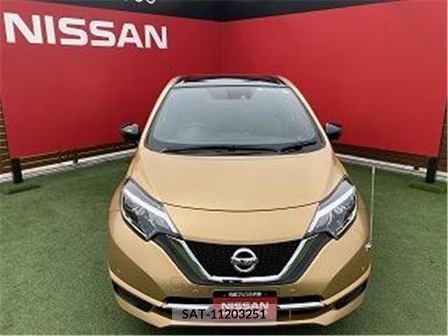 Nissan NOTE 2017-11 252201-11