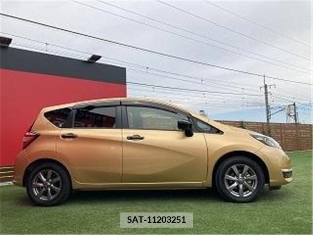 Nissan NOTE 2017-11 252201-17
