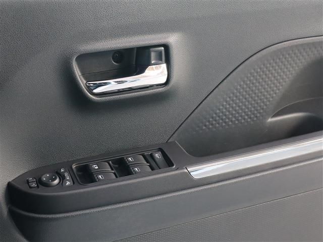 Daihatsu TANTO CUSTOM 2023-03 28806-22