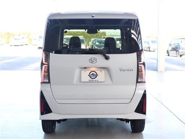 Daihatsu TANTO CUSTOM 2023-03 28806-4