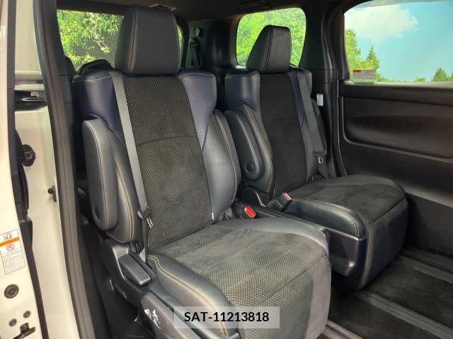 Toyota VELLFIRE 2018-01 346405-11