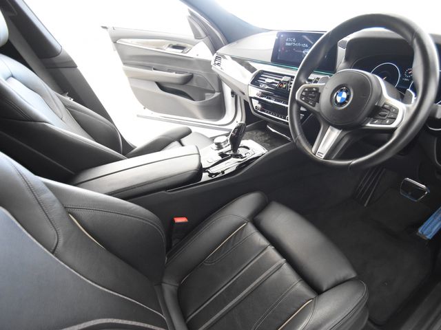 Bmw 6 SERIES 2018-10 1209-1