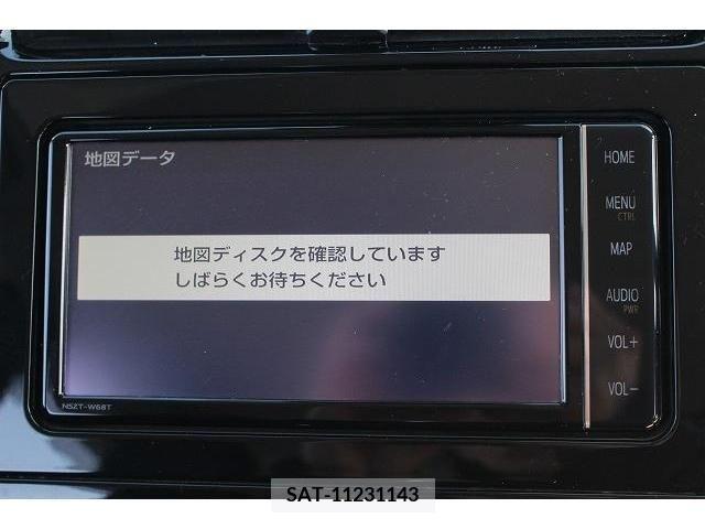 Toyota PRIUS 2020-03 223302-1