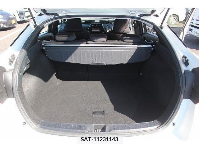 Toyota PRIUS 2020-03 223302-16