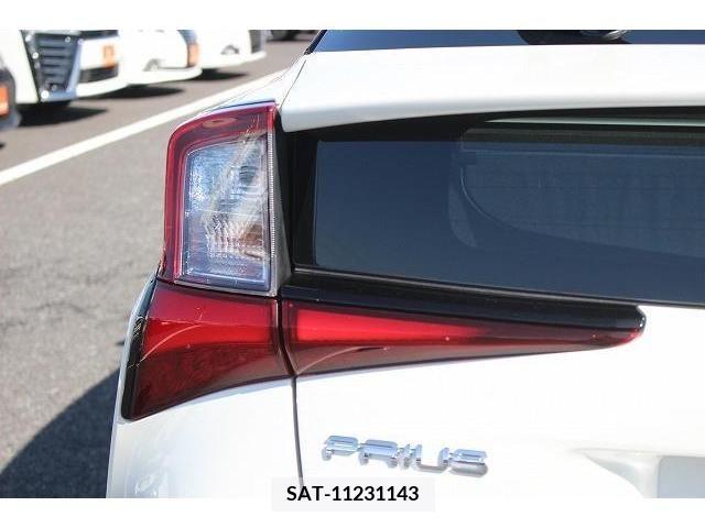Toyota PRIUS 2020-03 223302-11