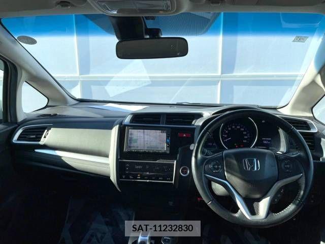 Honda FIT 2017-03 390830-1