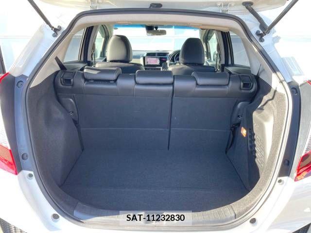 Honda FIT 2017-03 390830-15