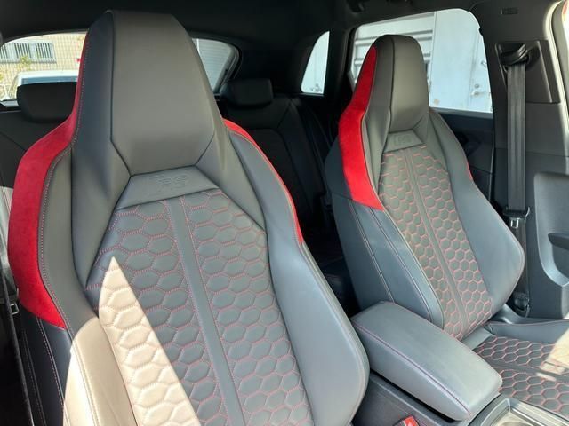 Audi RS Q3 2021-04 25181-15