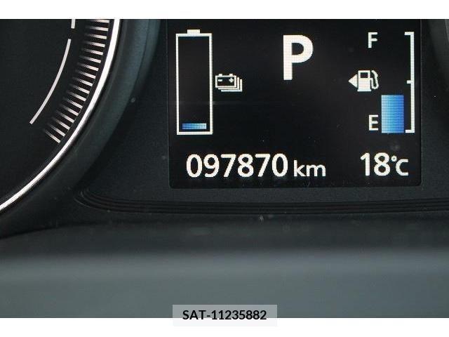 Mitsubishi OUTLANDER PHEV 2015-09 210576-19