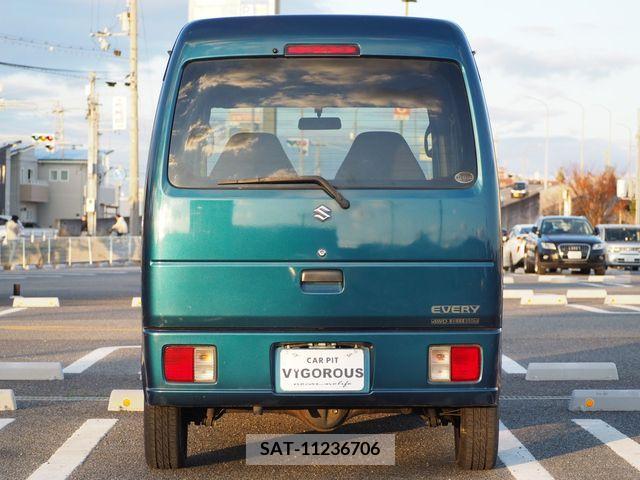Suzuki EVERY 2005-10 208501-11