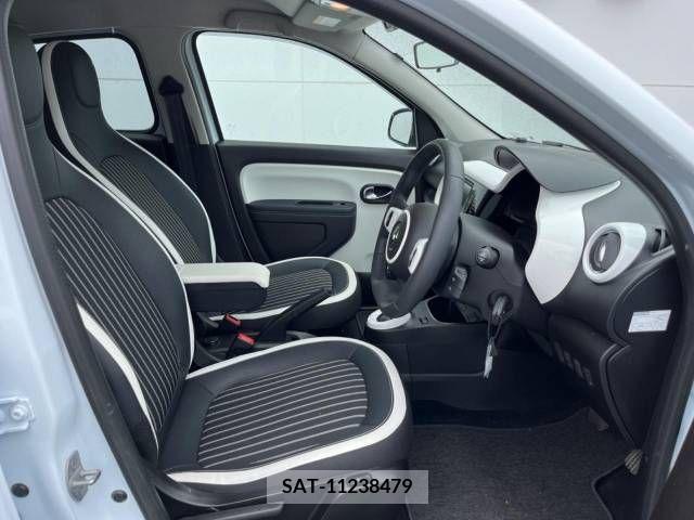 Renault TWINGO 2022-08 331731-8