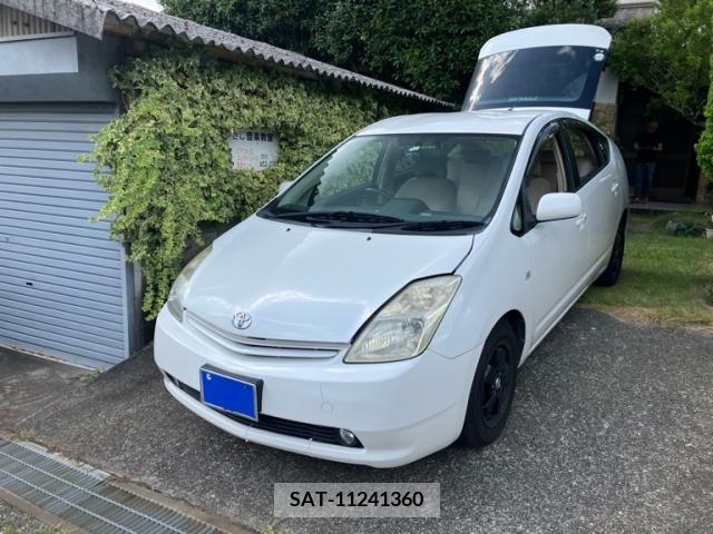 Toyota PRIUS 2004-01 393457-0