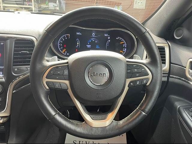Jeep GRAND CHEROKEE 2017-11 23823-12