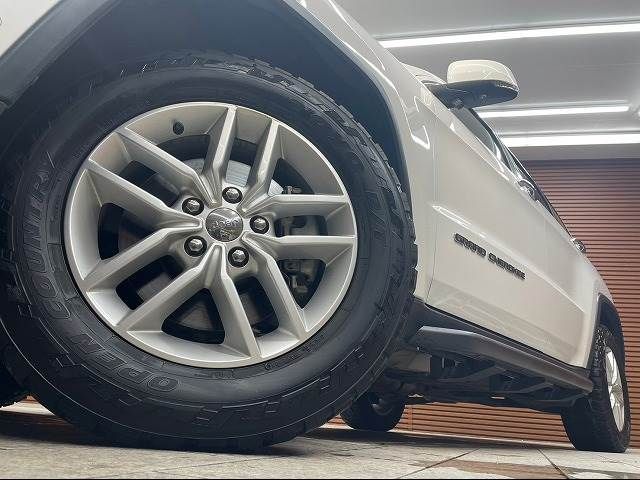 Jeep GRAND CHEROKEE 2017-11 23823-10