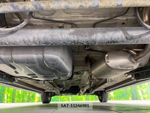 Suzuki WAGON R 2013-03 211972-18