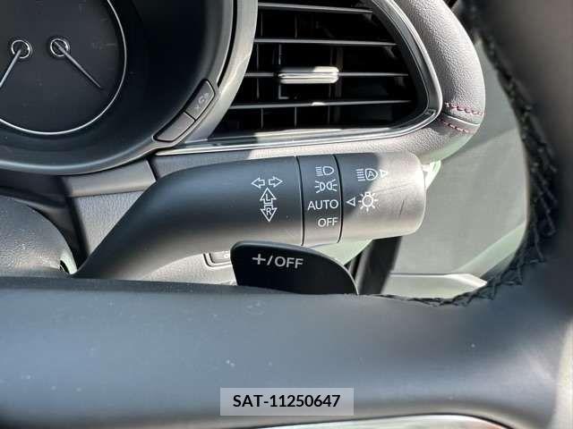Mazda MAZDA3 2022-10 276429-12