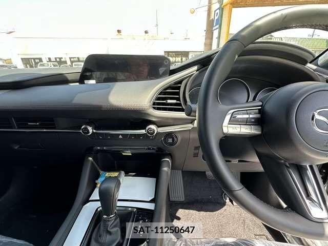 Mazda MAZDA3 2022-10 276429-14