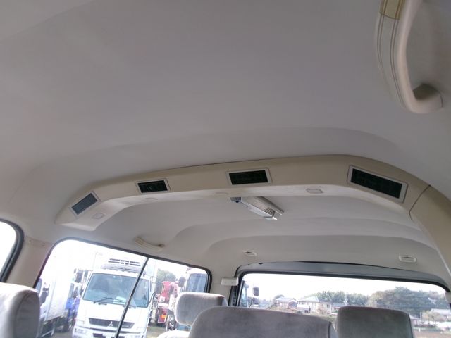 Isuzu Fargo 1985-04 15577-23