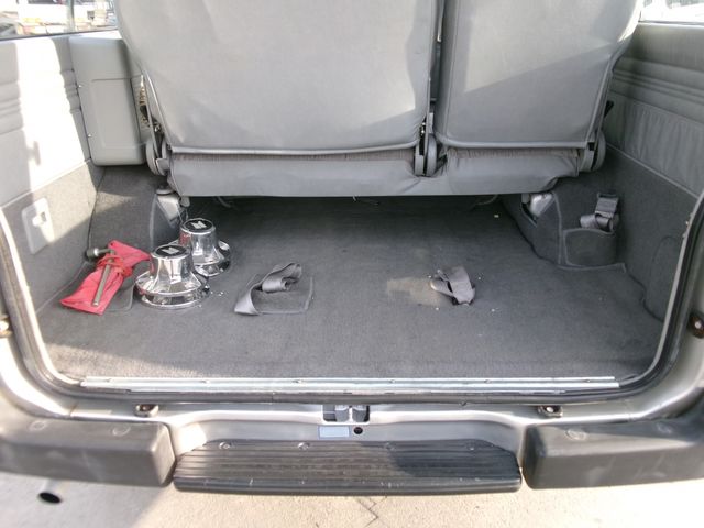 Isuzu Fargo 1985-04 15577-24