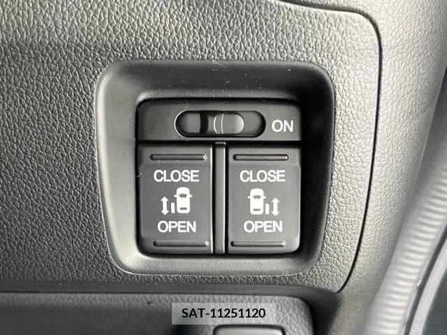 Honda N BOX CUSTOM 2016-08 306800-2