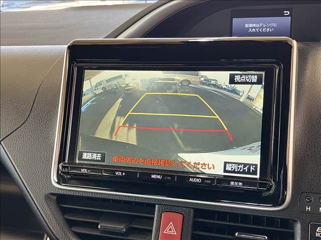 Toyota VOXY HYBRID 2018-07 193009-3
