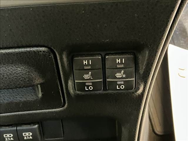 Toyota VOXY HYBRID 2018-07 193009-8