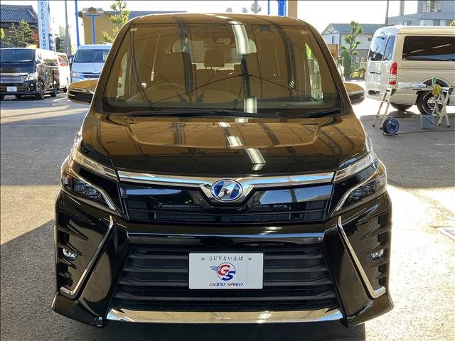 Toyota VOXY HYBRID 2018-07 193009-12