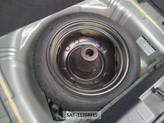 Toyota VITZ 2010-07 353048-29