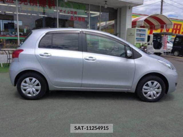 Toyota VITZ 2010-07 353048-10