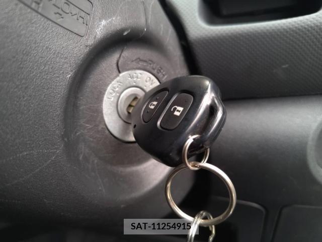 Toyota VITZ 2010-07 353048-18