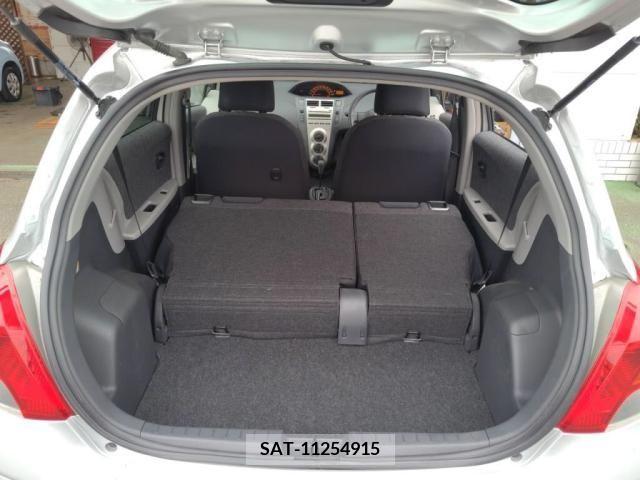 Toyota VITZ 2010-07 353048-26